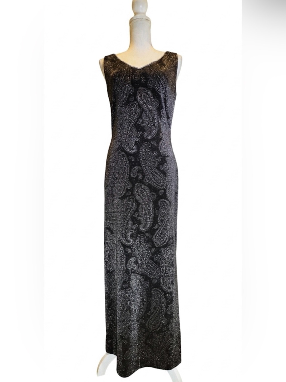 Ever Beauty Shimmering Paisley Maxi Dress. Embellished Gray/Silver. Size 10 - Picture 2 of 10